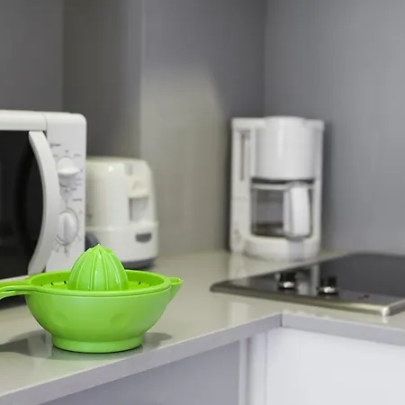 Stayingirona Center Oli شقة خيرونا